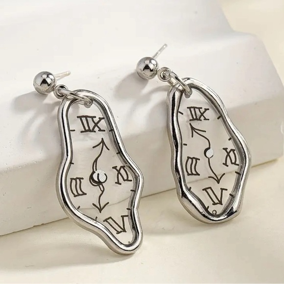 boutique Jewelry - Dali clock silver earrings
